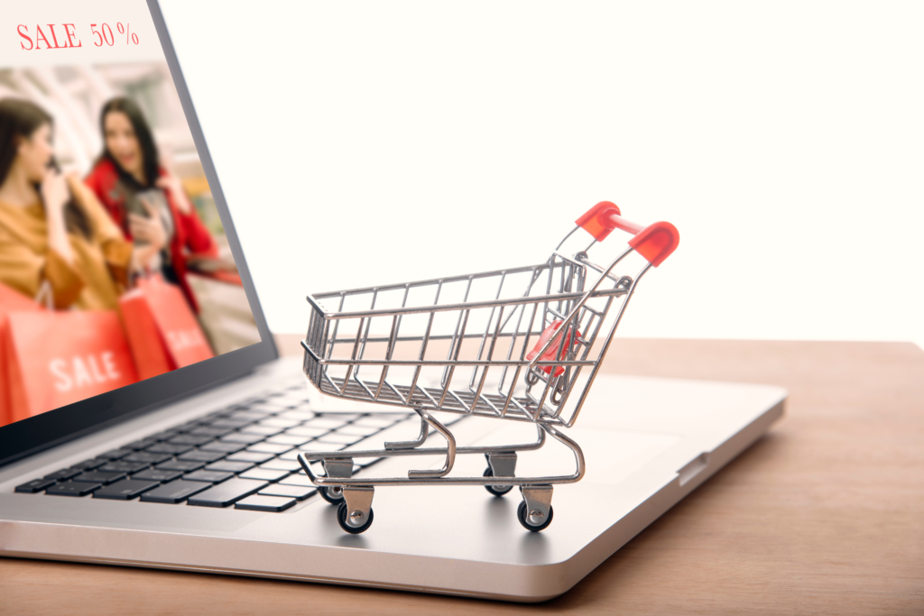 Ordinateur portable affichant une boutique en ligne optimisée pour la vente à Marrakech, exemple de création site web Marrakech